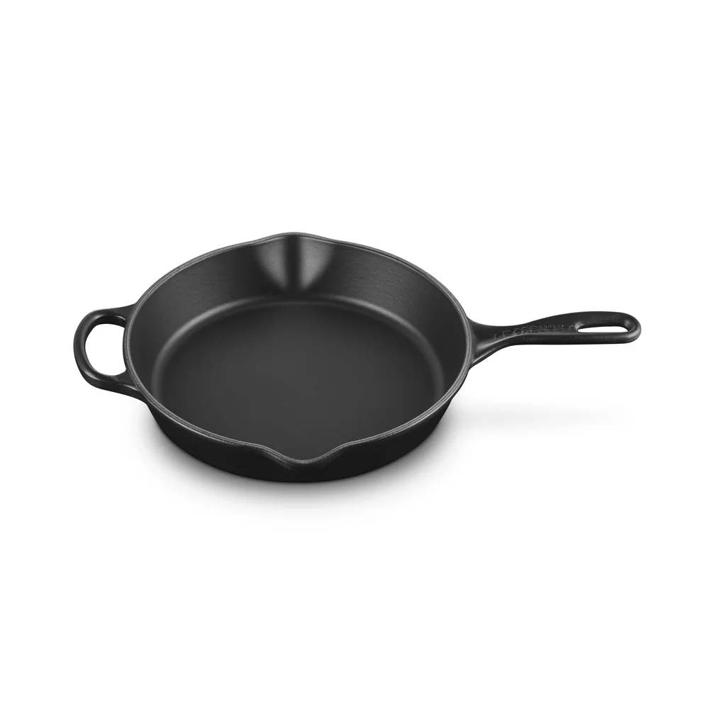 Signature støpejern dyp stekepanne 26cm Matte Black v:3244327 Signature støpejern dyp stekepanne 26cm Matte Black v:3244327